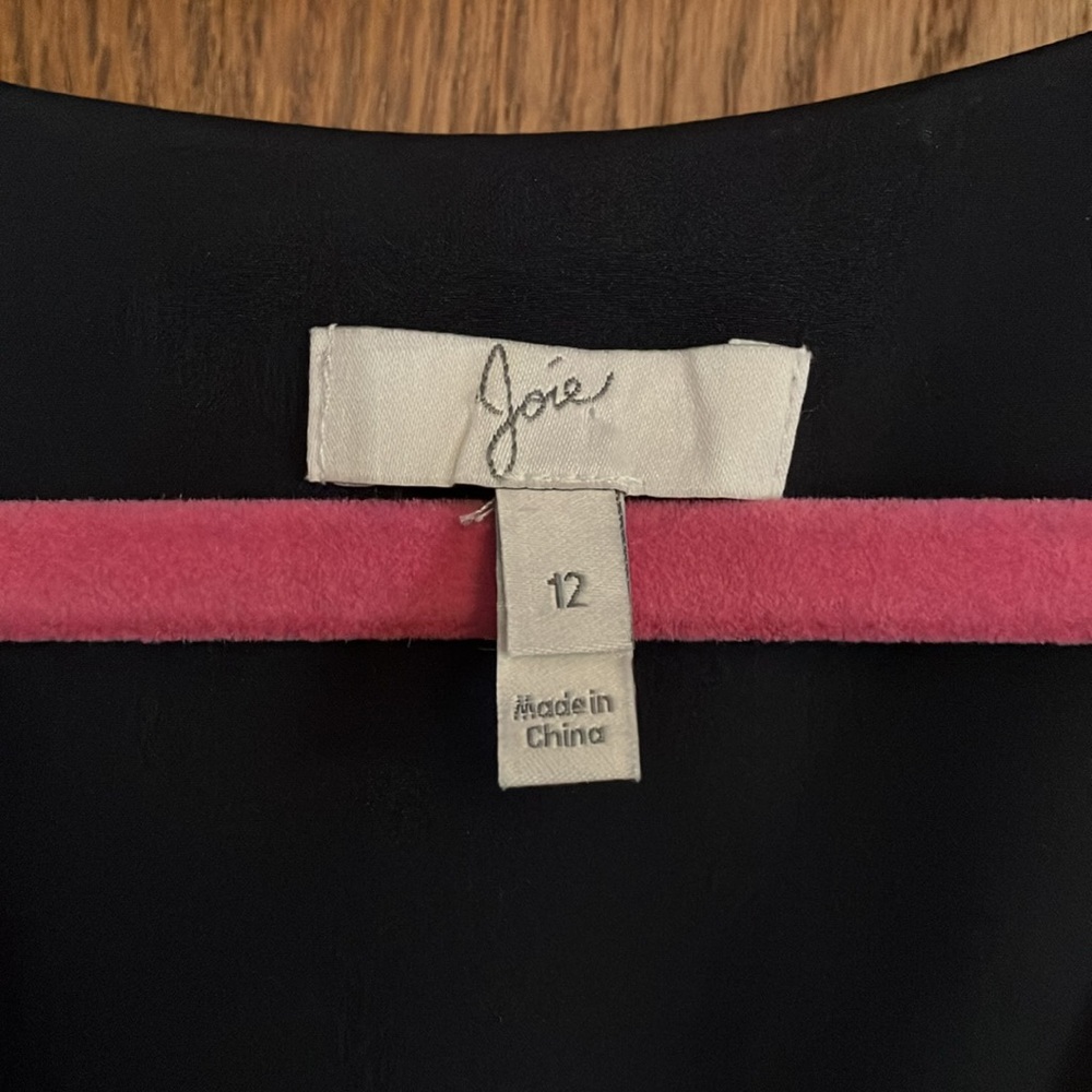 Beautiful silk Joie dress! - Picture 2 of 10